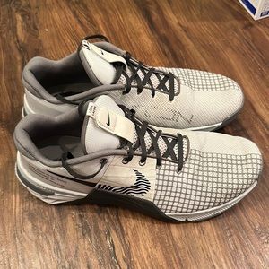 Mens size 11 Nike metcon 8